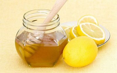Лечение простуды лимоном с мёдом